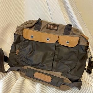 Duluth Trading Firehose briefcase.
